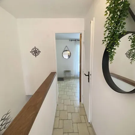 Villa Résidence Helios - Marina Avec Appontement à Port Camargue Mae-2873 *
