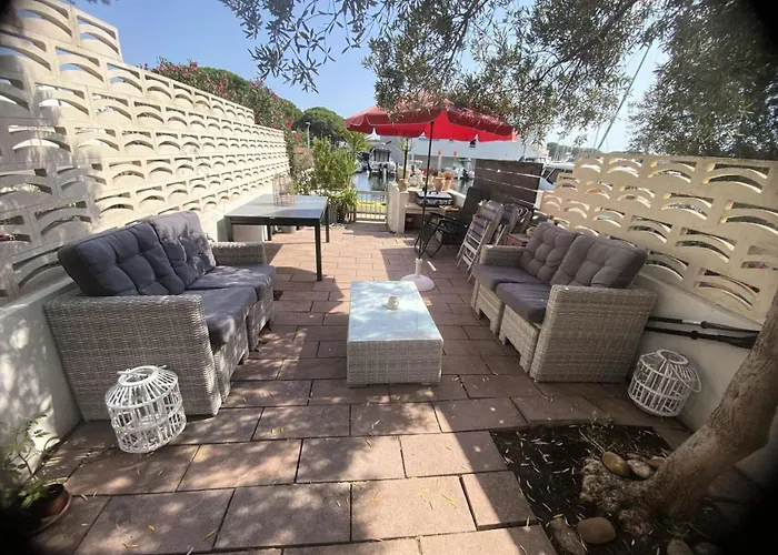 Villa Résidence Helios - Marina Avec Appontement à Port Camargue Mae-2873 Le Grau-du-Roi